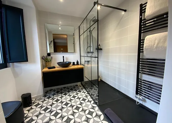 Villa Superbe Maison Dans Village Au Coeur De La Corse A Casa Suttana *