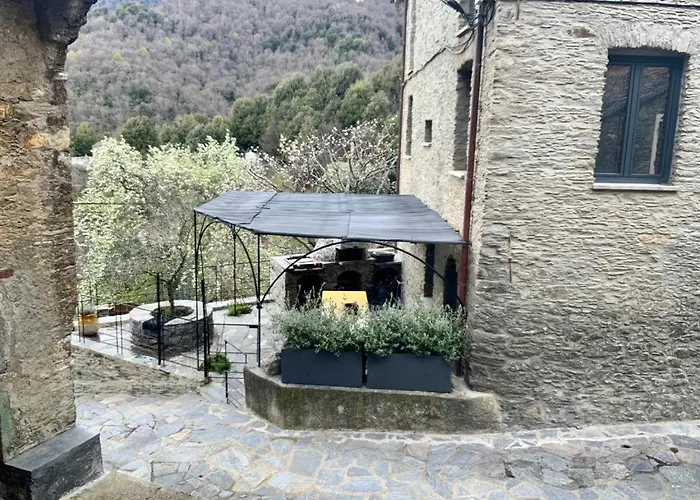 Villa Superbe Maison Dans Village Au Coeur De La Corse A Casa Suttana Verdese